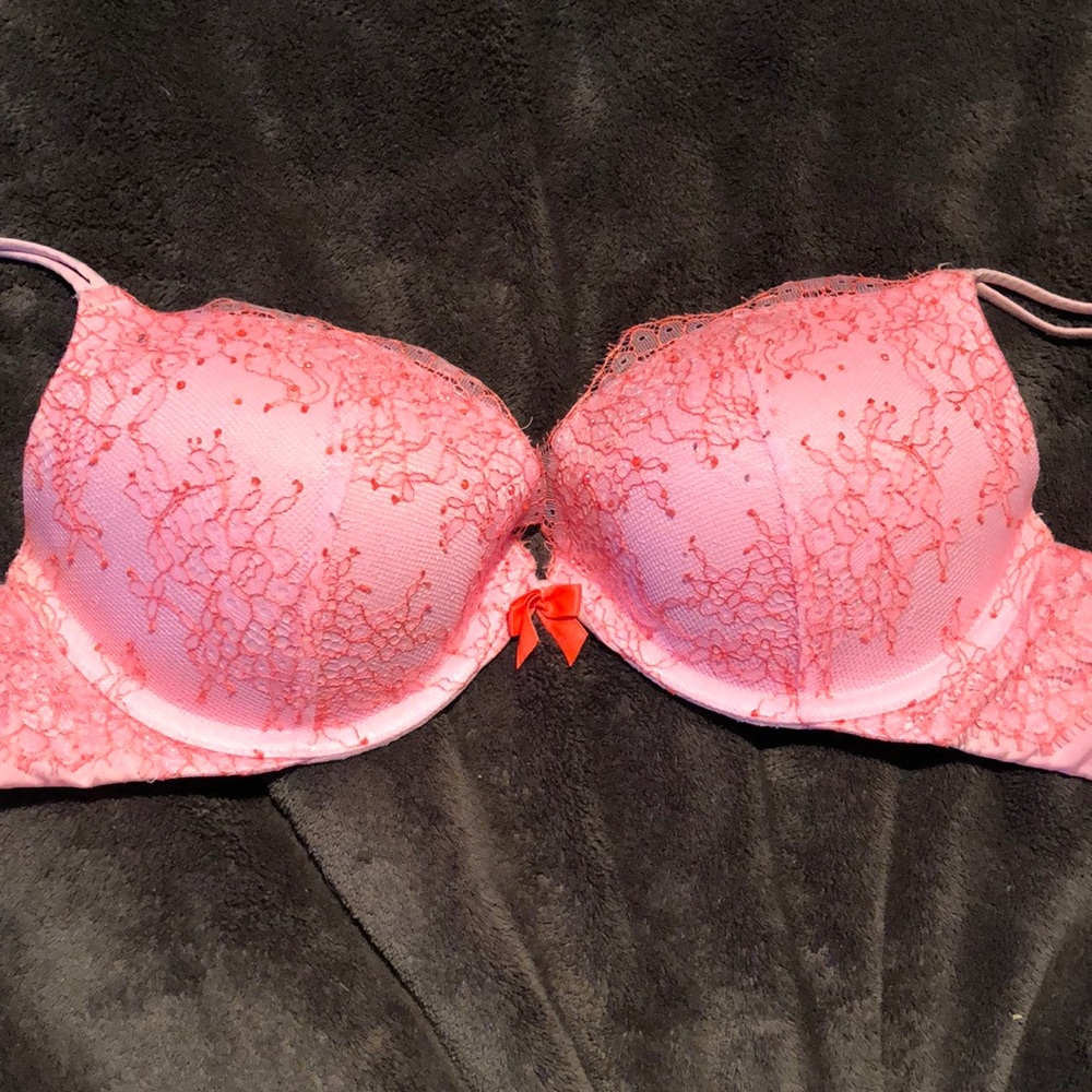 A very sexy push up bra